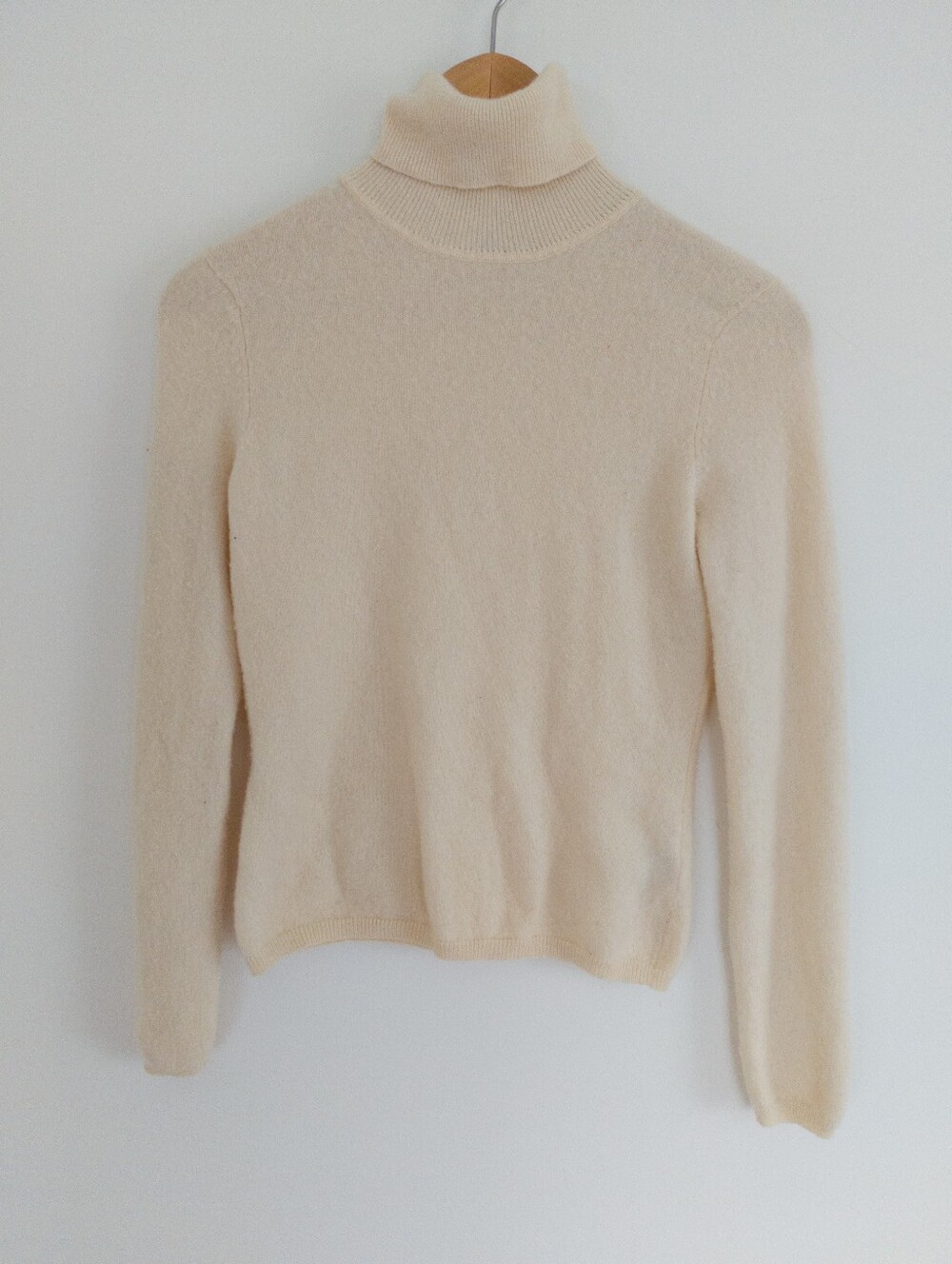 IN CASHMERE 100% Cashmere Turtleneck Sweater Small Quiet Luxury Minimalist